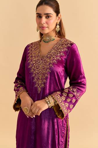 Purple embroidered velvet kurta set