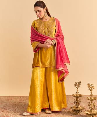 Yellow embroidered velvet sharara set with dupatta 1