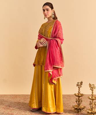 Yellow embroidered velvet sharara set with dupatta 2