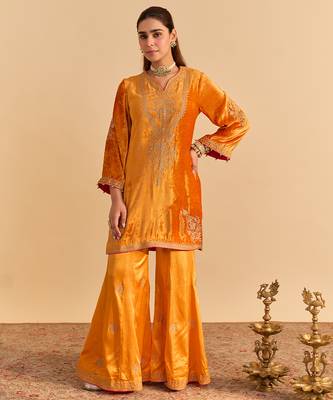 Orange embroidered velvet sharara set with dupatta 2