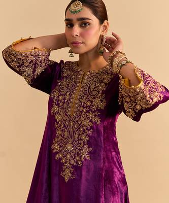 Purple embroidered velvet kurta set 3