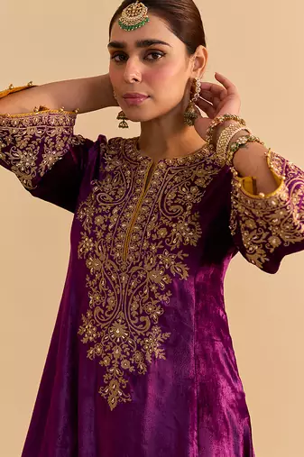 Purple embroidered velvet kurta set with dupatta