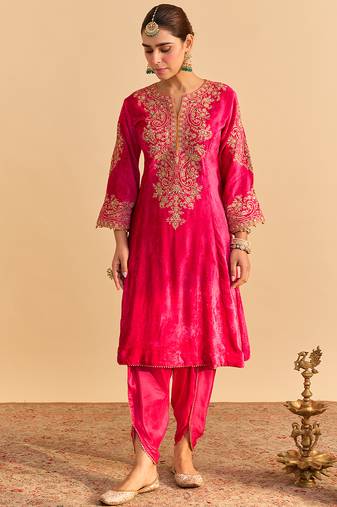 Pink embroidered velvet kurta set with dupatta