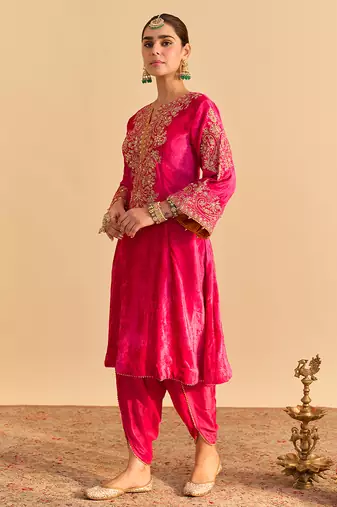 Pink embroidered velvet kurta set with dupatta