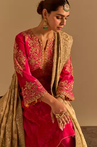 Pink embroidered velvet kurta set with dupatta