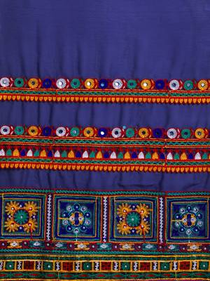 bandhani pallu half georgette saree with embroidery work 3