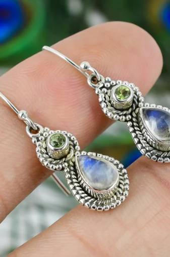 Peridot & moonstone earrings | 925 sterling silver dangle earrings