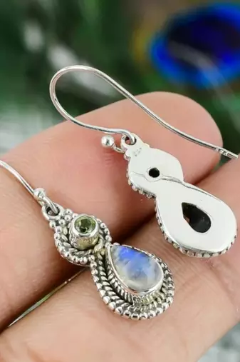 Peridot & moonstone earrings | 925 sterling silver dangle earrings