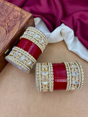 elegant punjabi bridal chuda with stunning kundan work 3