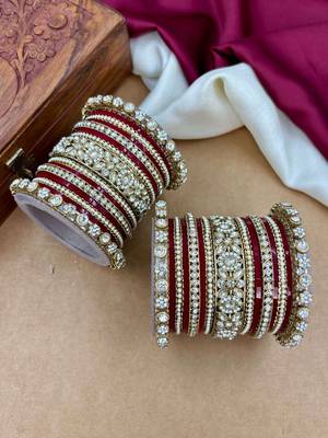 traditional bridal punjabi chuda with antique kundan work 4