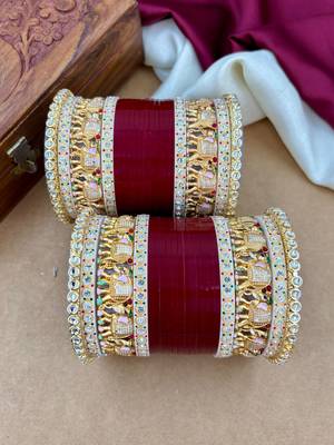bridal punjabi chura with classic temple detailing 3
