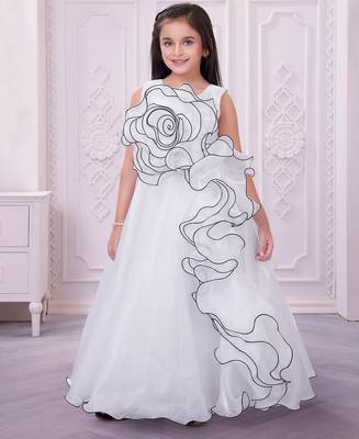 white organza party gown with sleeveless style 1