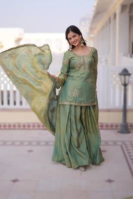 Parrot green velvet embroidered top pant and dupatta 1