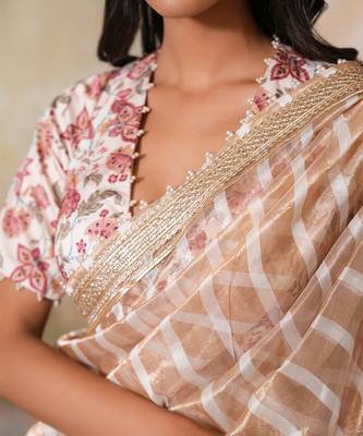 Gold printed pure chanderi silk saree with blouse 4