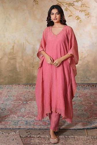 Pink tissue kaftan set