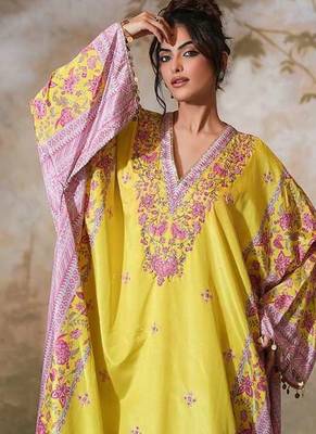 Yellow printed crepe kaftan set 2