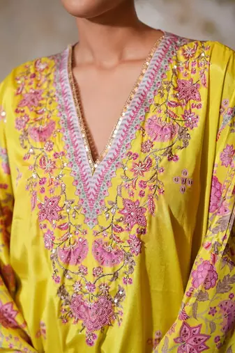 Yellow printed crepe kaftan set