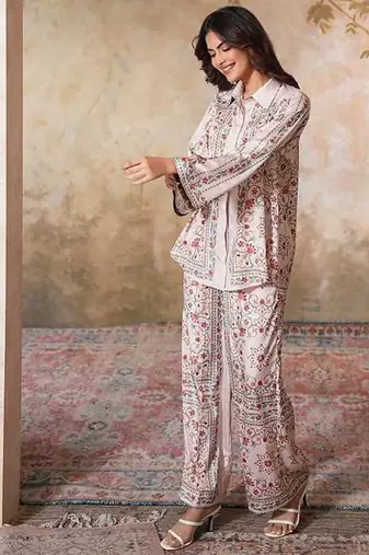 White printed crepe co ord set