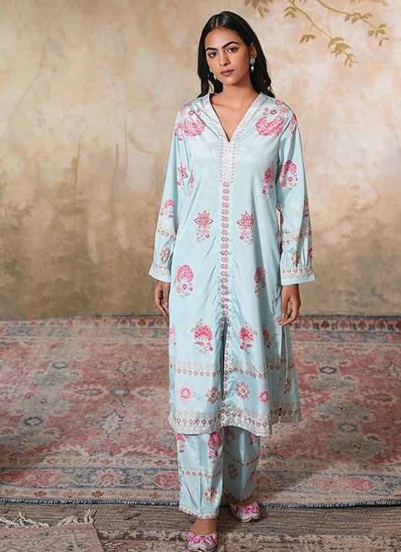 Blue printed crepe kurta set