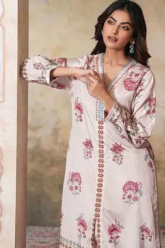 White printed crepe kurta set