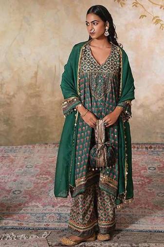 Green printed crepe kurta set with dupatta