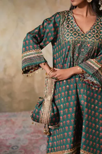 Green printed crepe kurta set with dupatta