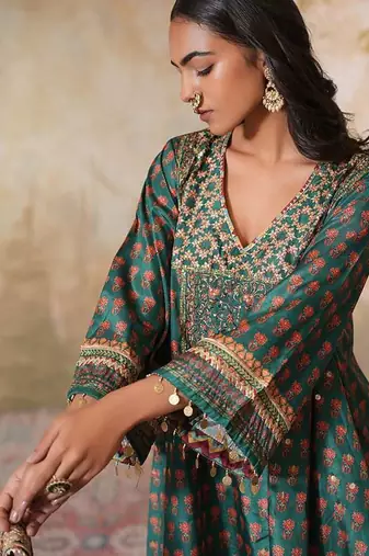 Green crepe kurta set