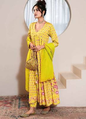 Yellow printed crepe anarkali set 4