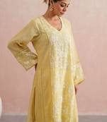 Yellow embroidered chanderi kurta set with dupatta