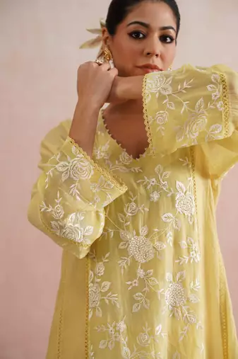 Yellow embroidered chanderi kurta set with dupatta