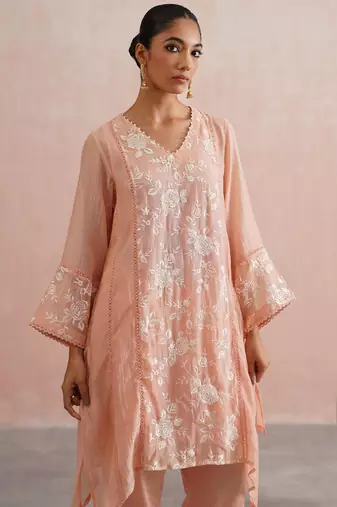 Peach embroidered chanderi kurta set with dupatta