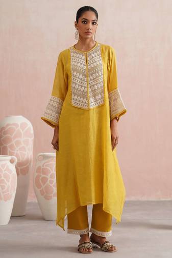 Yellow embroidered chanderi kurta set with dupatta
