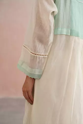 White embroidered chanderi kurta set