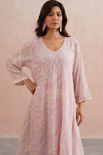 Pink embroidered chanderi kurta set