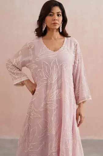 Pink embroidered chanderi kurta set
