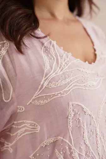 Pink embroidered chanderi kurta set