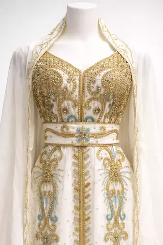  Abaya Georgette Zari Embroidered Kaftan