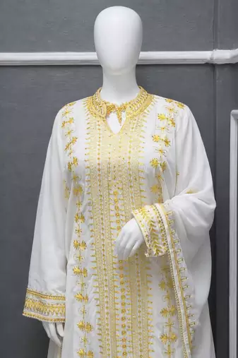  Abaya Georgette Zari Embroidered Kaftan