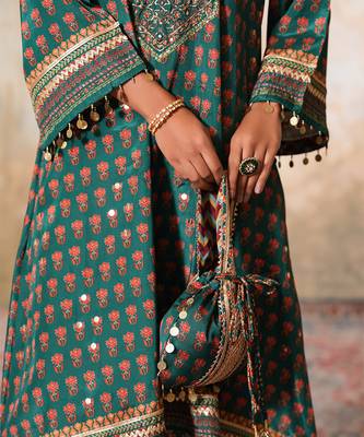 Green silk embroidered potli bag 4