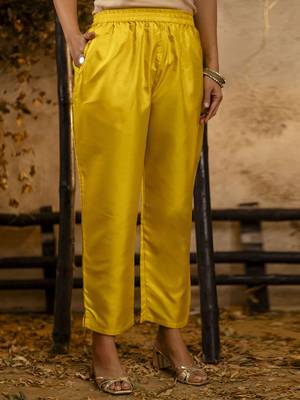 yellow silk blend kurta set with green dupatta 4