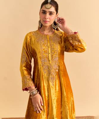 Yellow embroidered velvet kurta set 3
