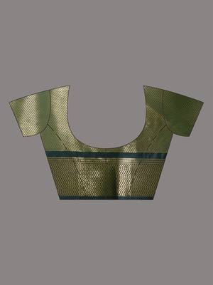 green brocade saree with intricate borders 5