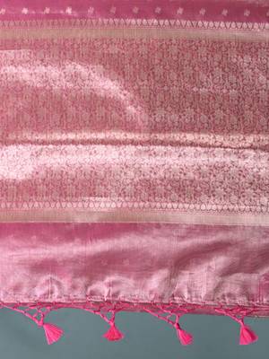 elegant pink tissue saree with intricate border 4