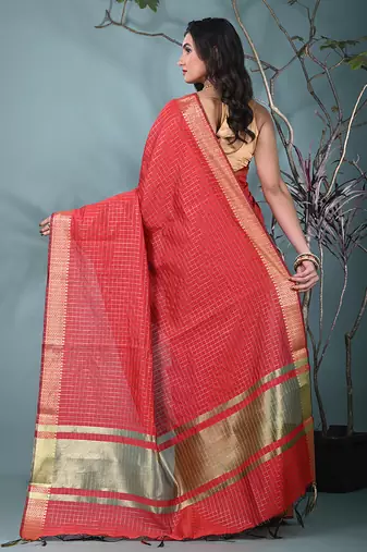 red catlon soft art silk saree with checkered pattern