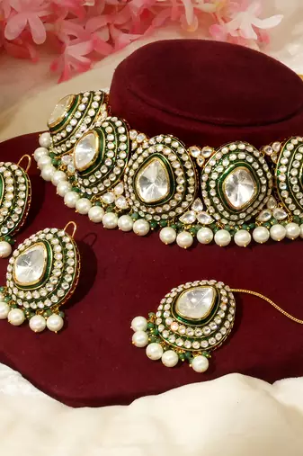 Gold plated kundan green stones choker necklace set