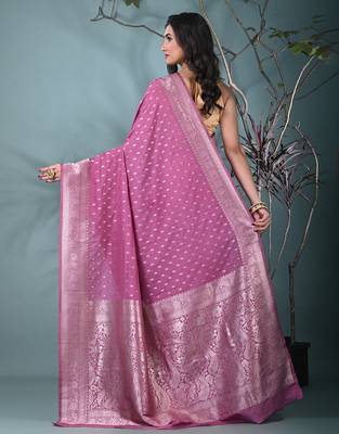 elegant mauve georgette saree with intricate silver zari work 3