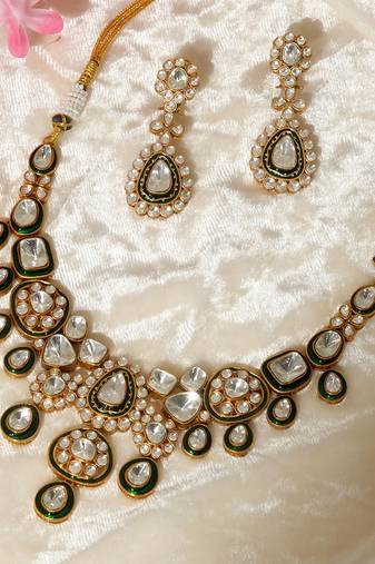 Gold plated kundan green enamel necklace set