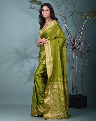 elegant sap green silk blend saree with intricate brocade work 2