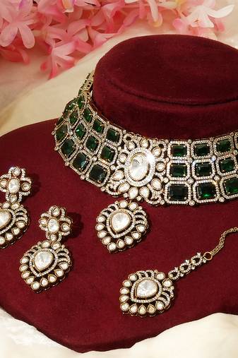 Gold plated kundan green stones choker necklace set