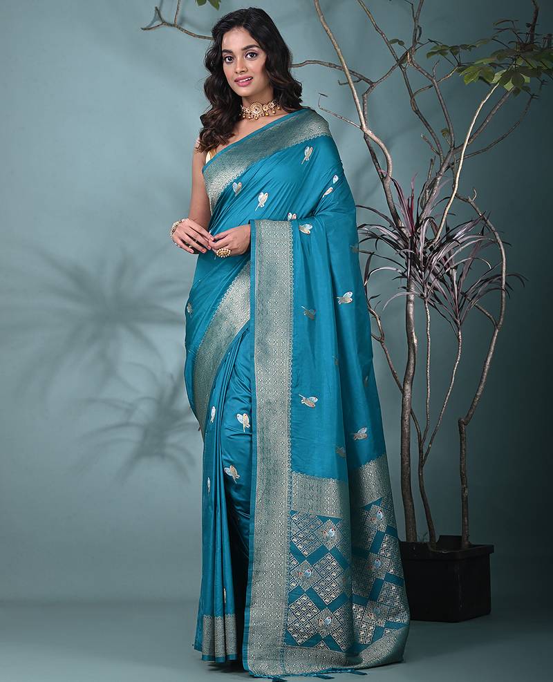 graceful sky blue silk blend blend saree with intricate zari work